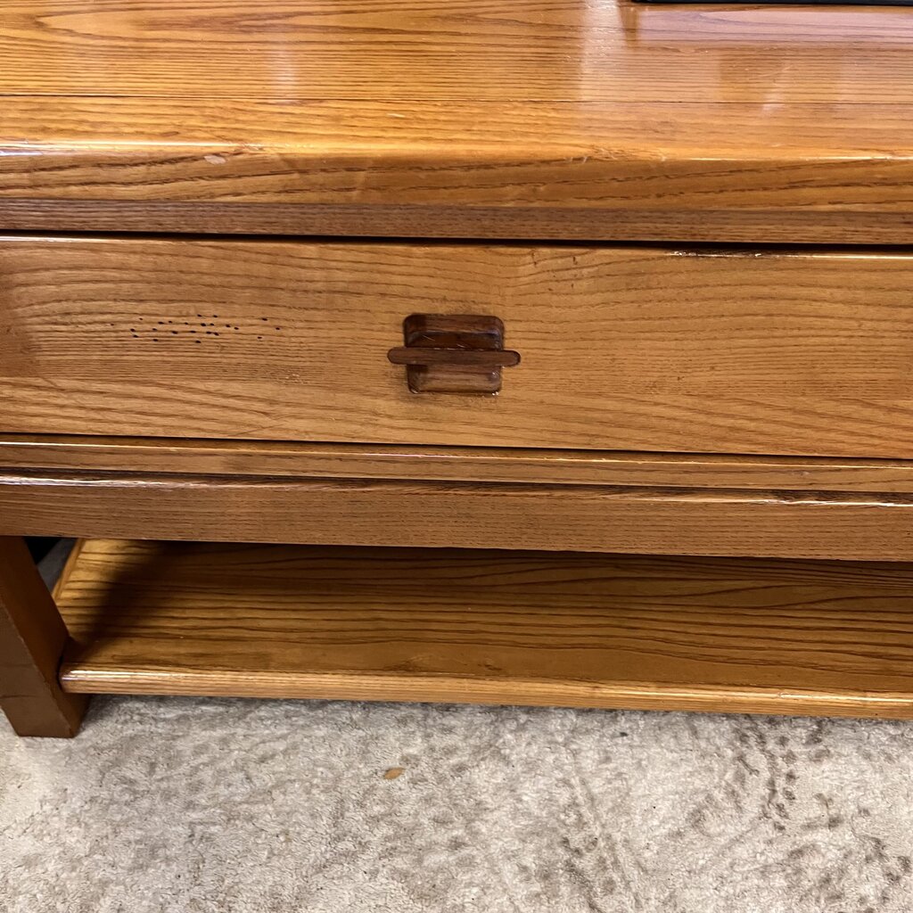 Cocktail Table w/ 2 Drawers