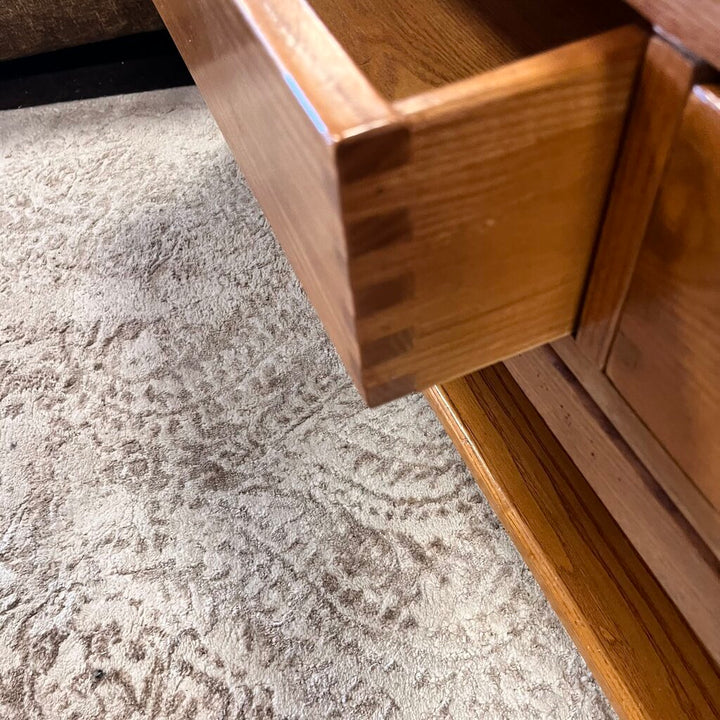 Cocktail Table w/ 2 Drawers