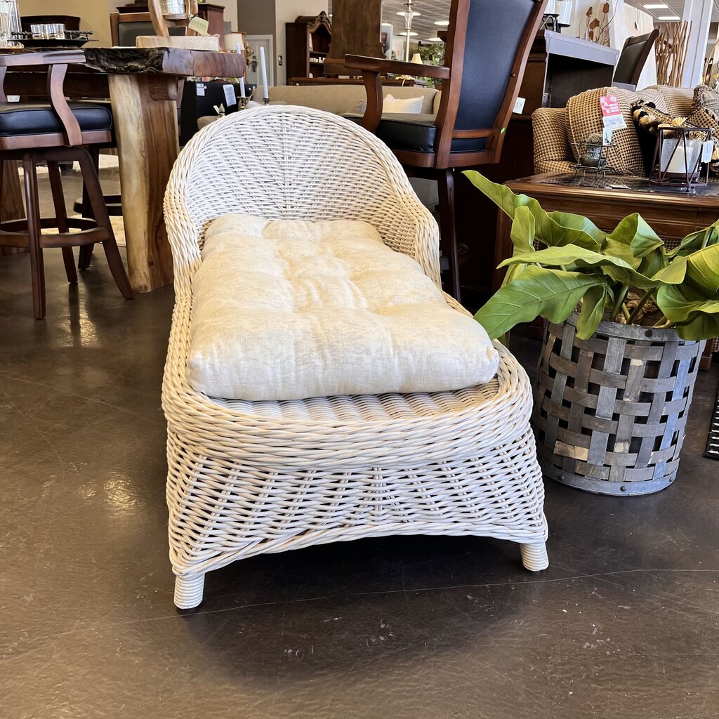 Vintage Wicker Chaise w/ Cushion