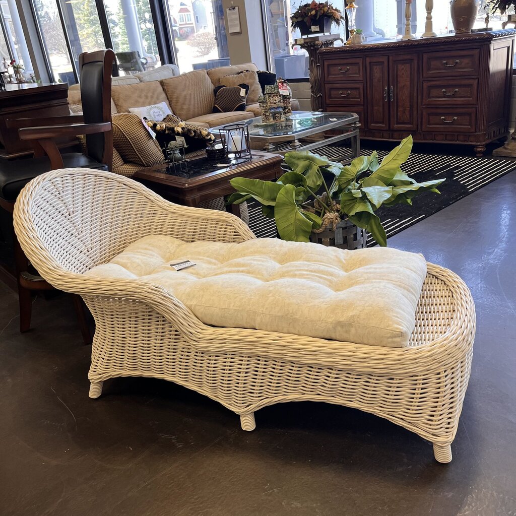 Vintage Wicker Chaise w/ Cushion