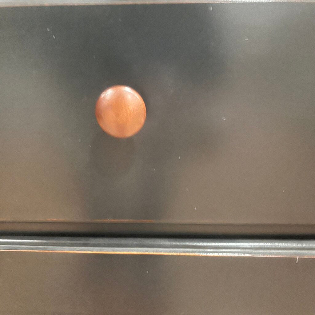 Two Tone Buffet