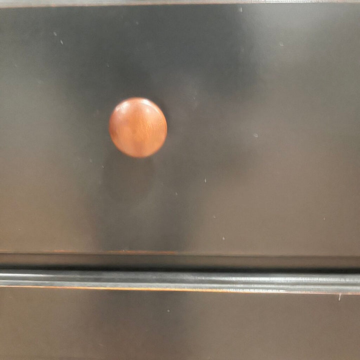 Two Tone Buffet