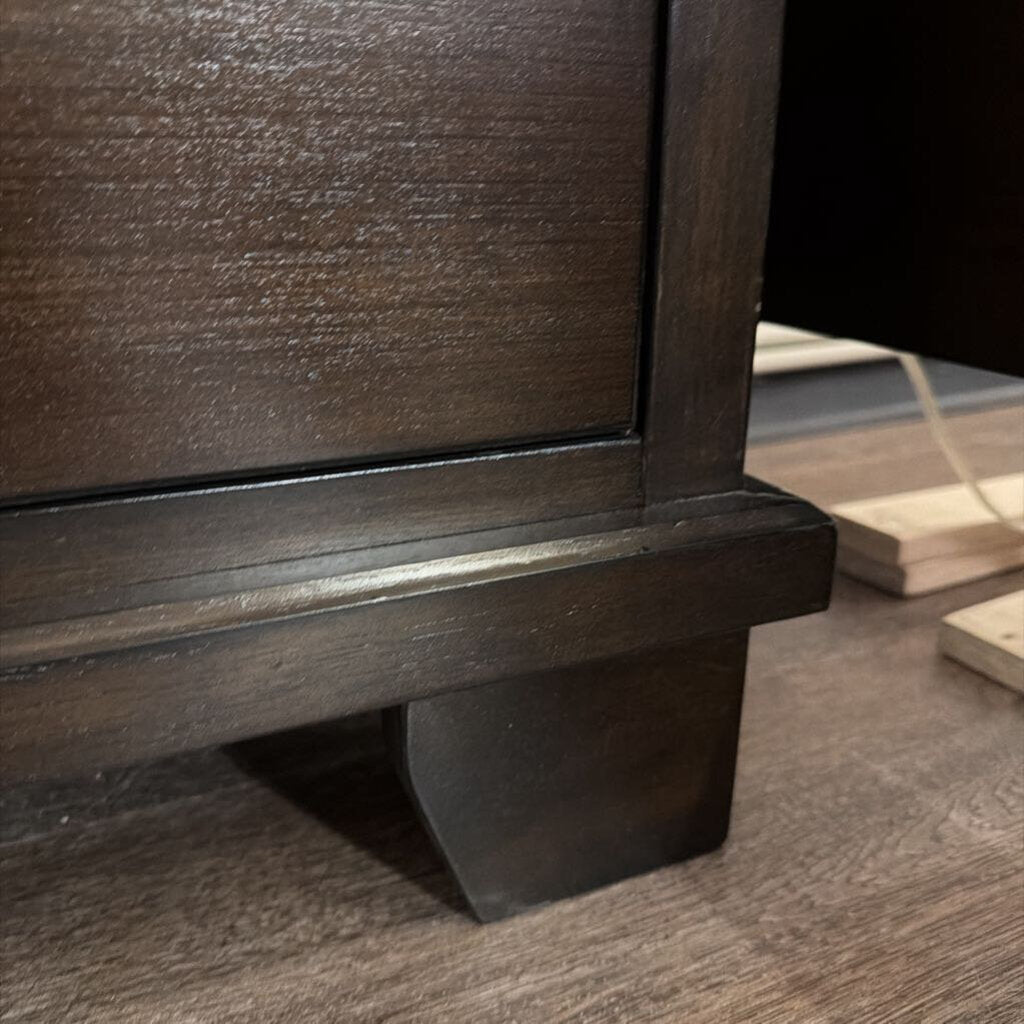 Covetown 2 Drawer Nightstand
