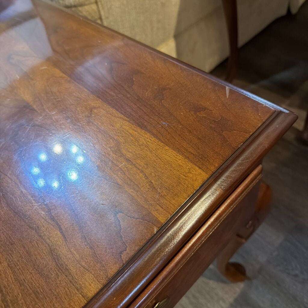 Queen Anne End Table