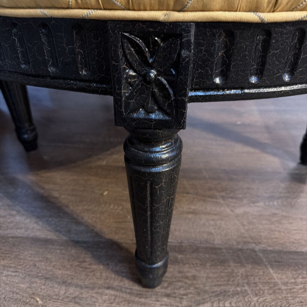 Regency-style Tufted Ottoman