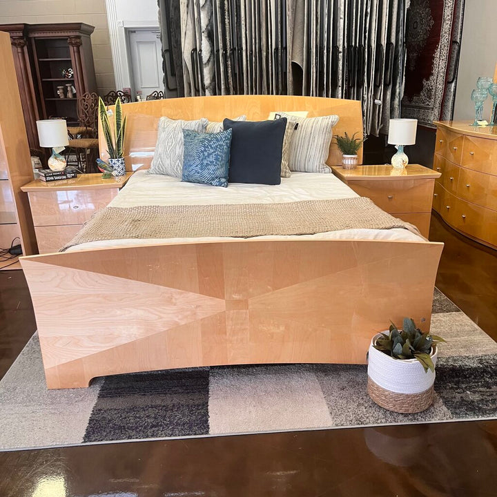 Orig Price $6500 - 7 Piece Contemporary Queen Bedroom Set