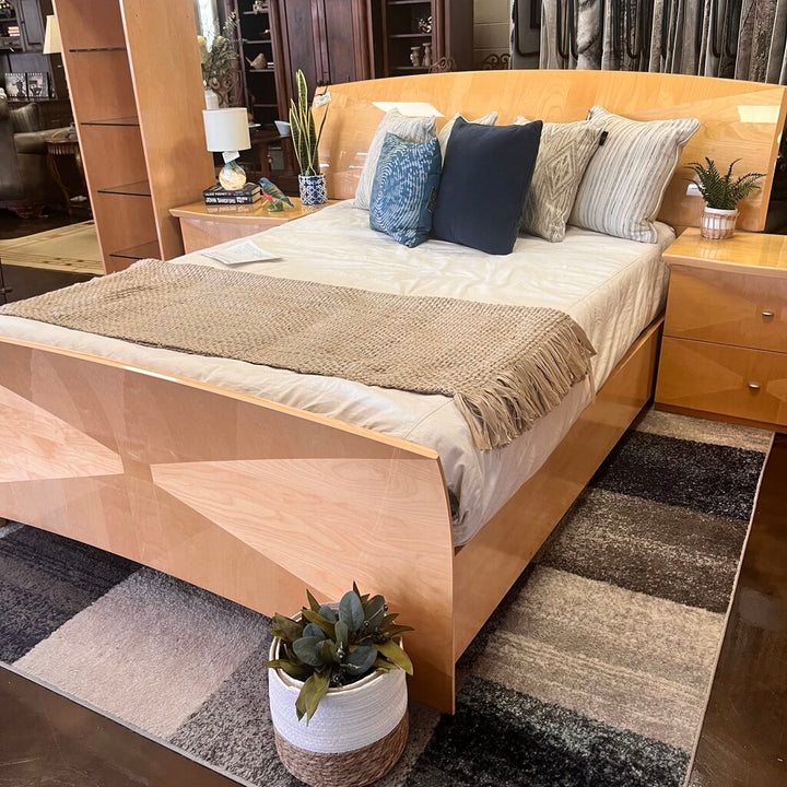 Orig Price $6500 - 7 Piece Contemporary Queen Bedroom Set