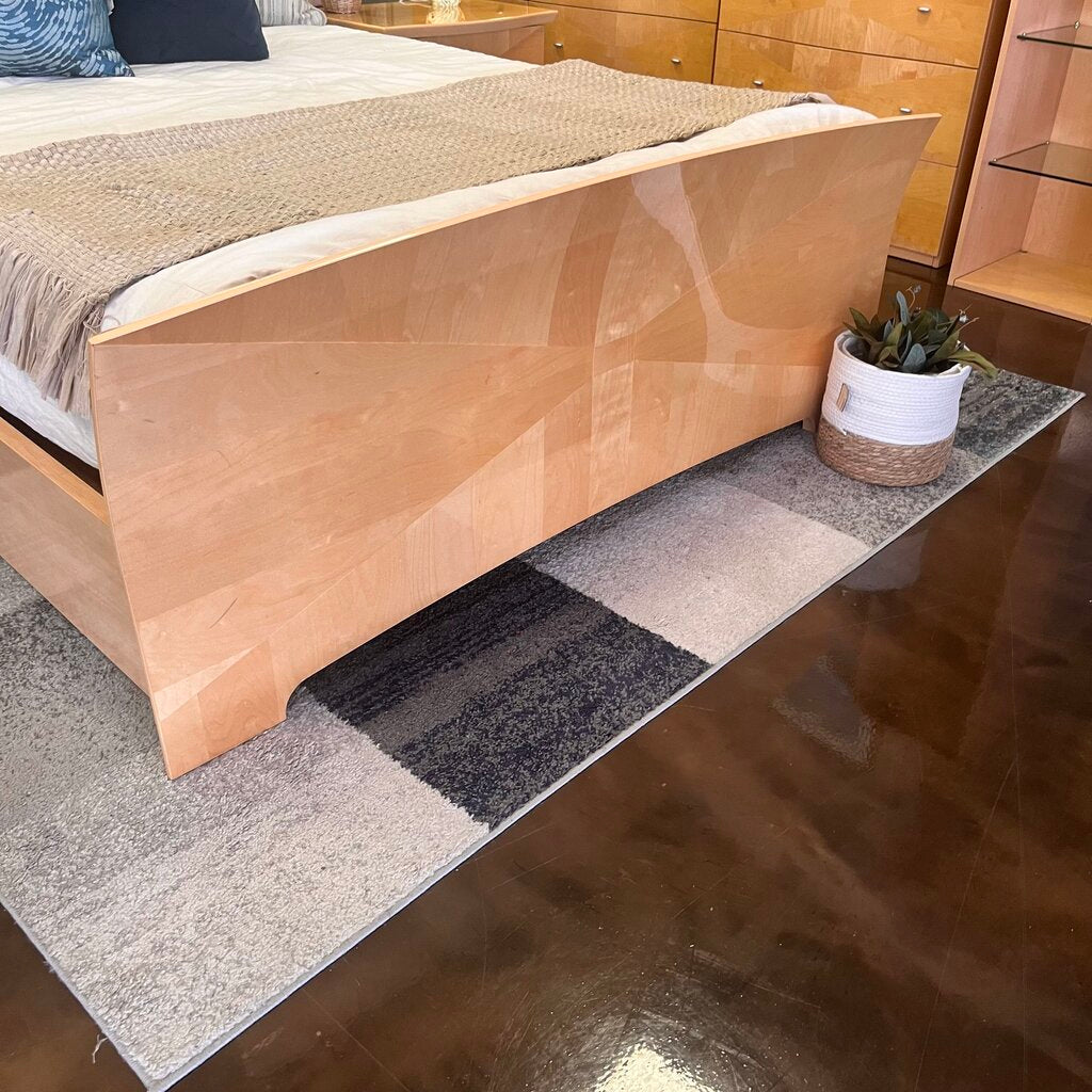 Orig Price $6500 - 7 Piece Contemporary Queen Bedroom Set