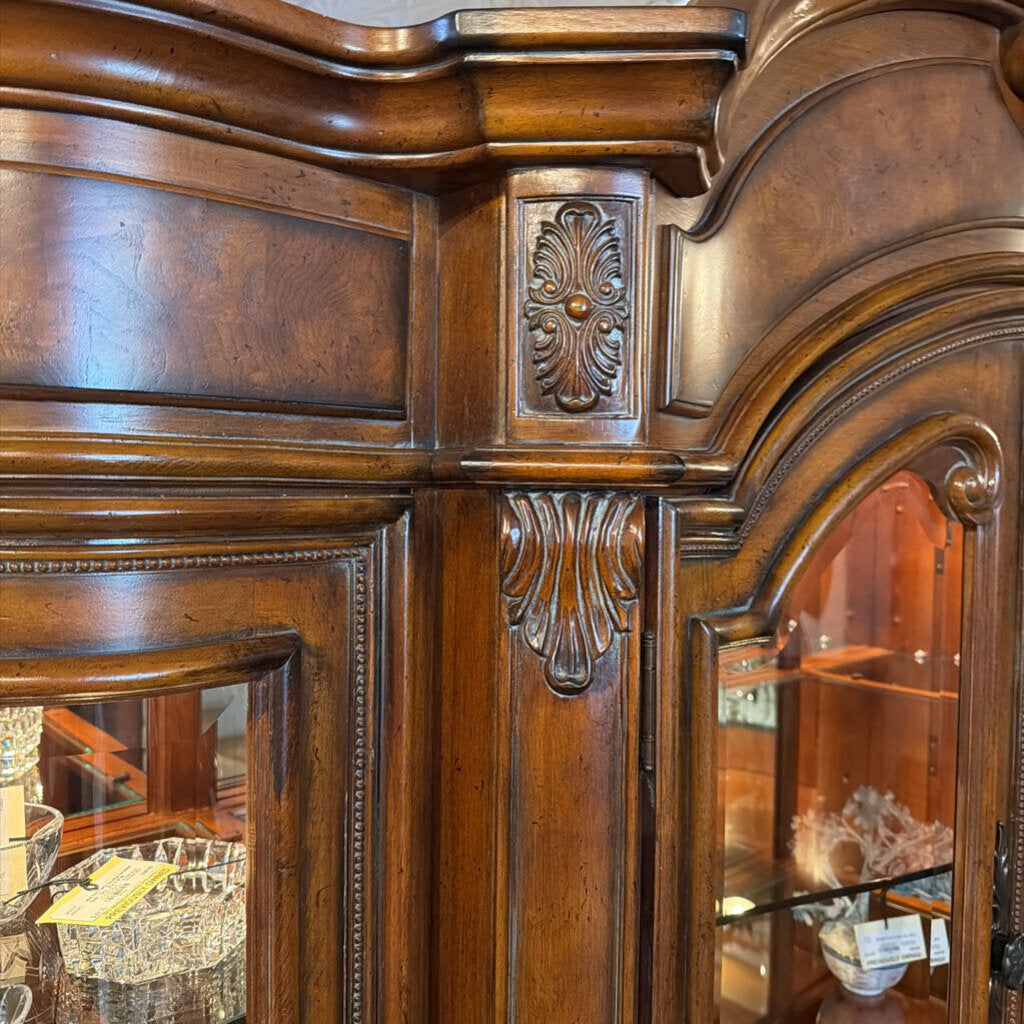 Versailles Lighted China Cabinet
