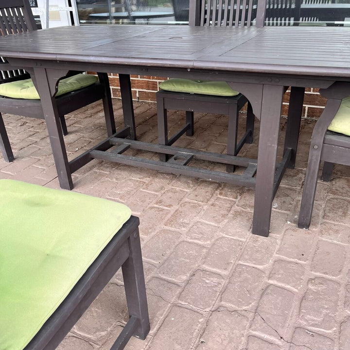 Outdoor Dining Table w/ 4 Chairs