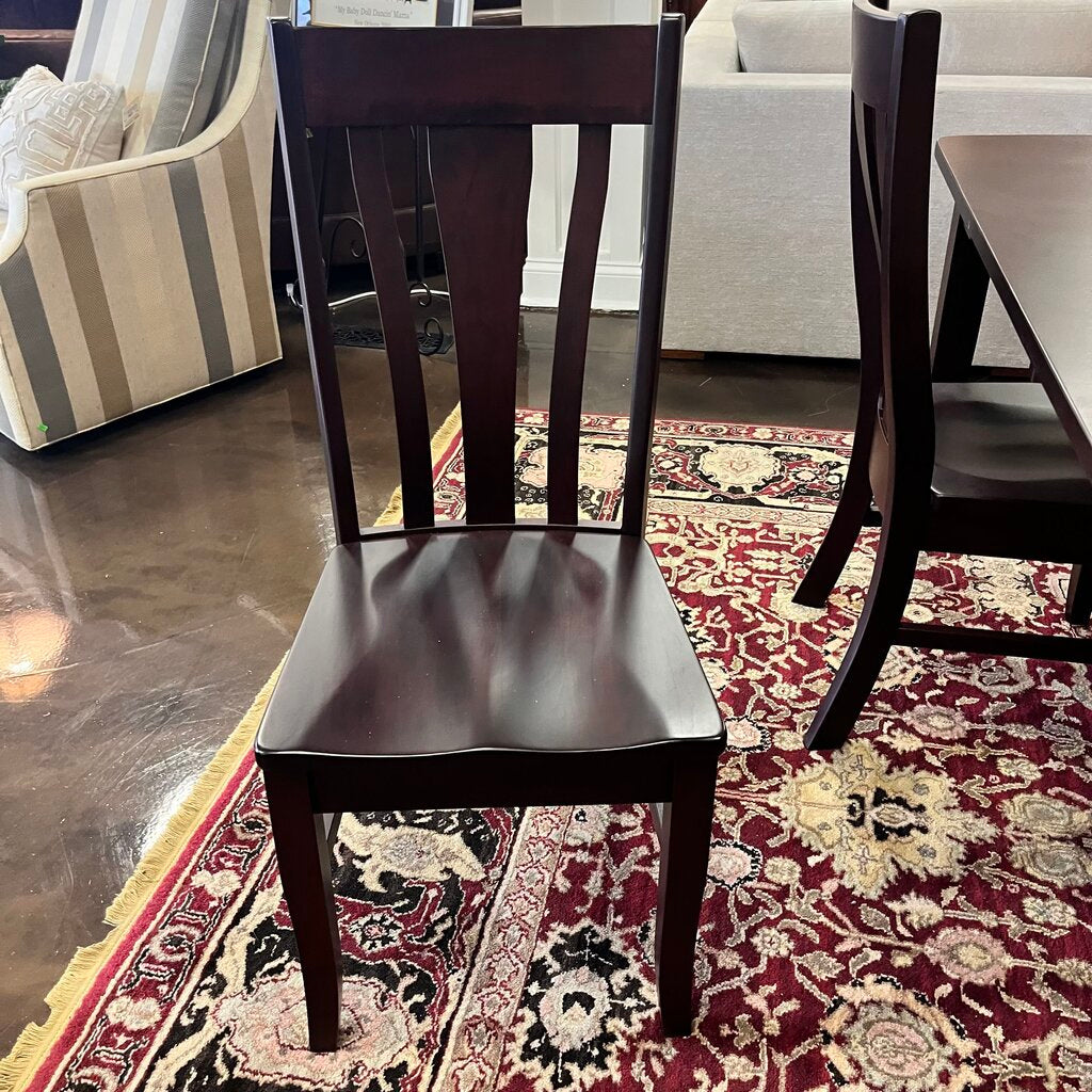 Orig Price $3880 - Dining Table w/ 6 Chairs