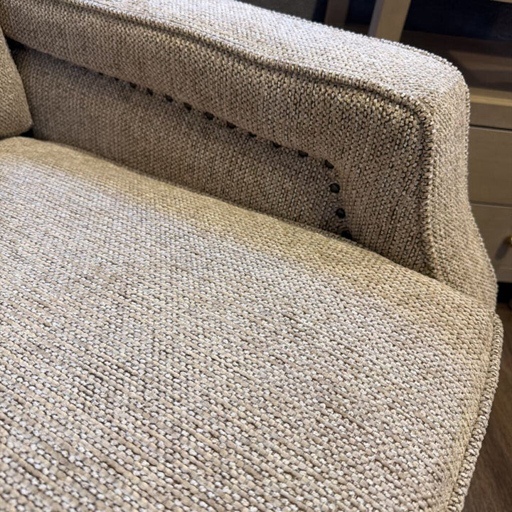 (BRAND NEW) York Modern Push-back Recliner