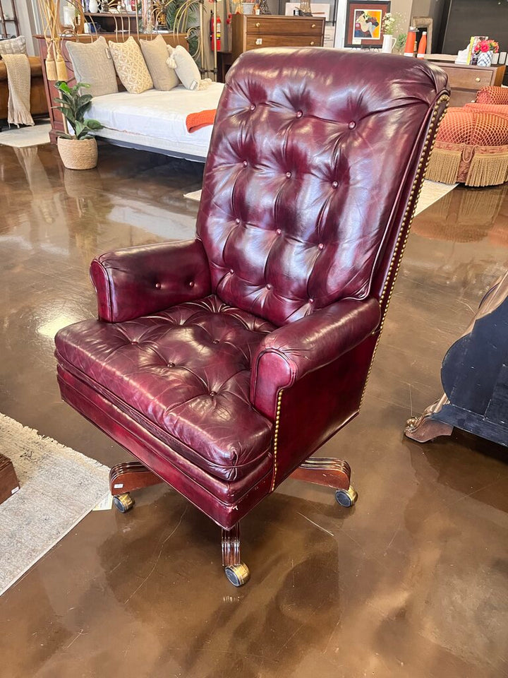 Button Tufted Executive Chair