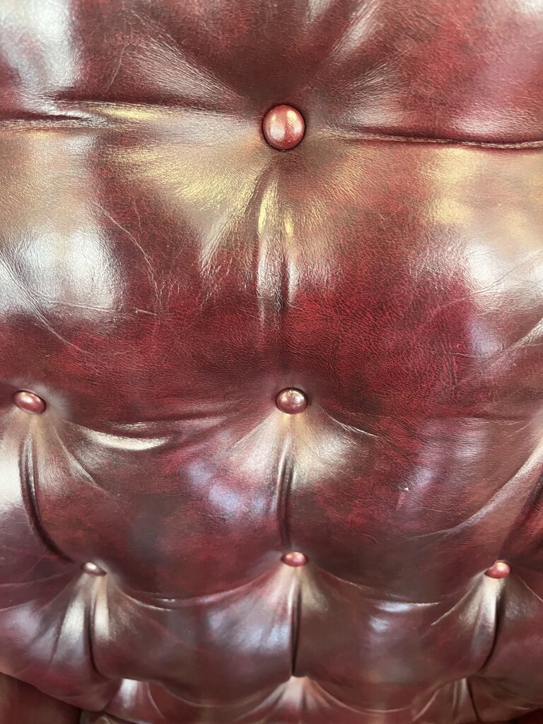 Button Tufted Executive Chair