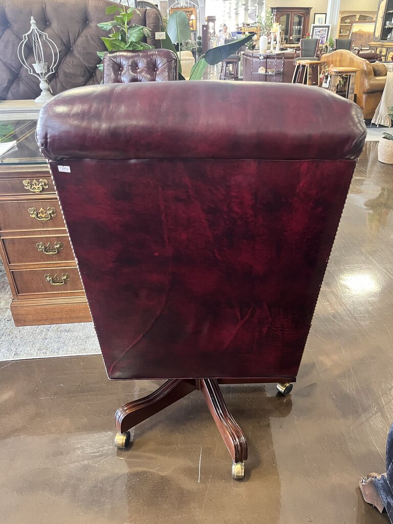 Button Tufted Executive Chair