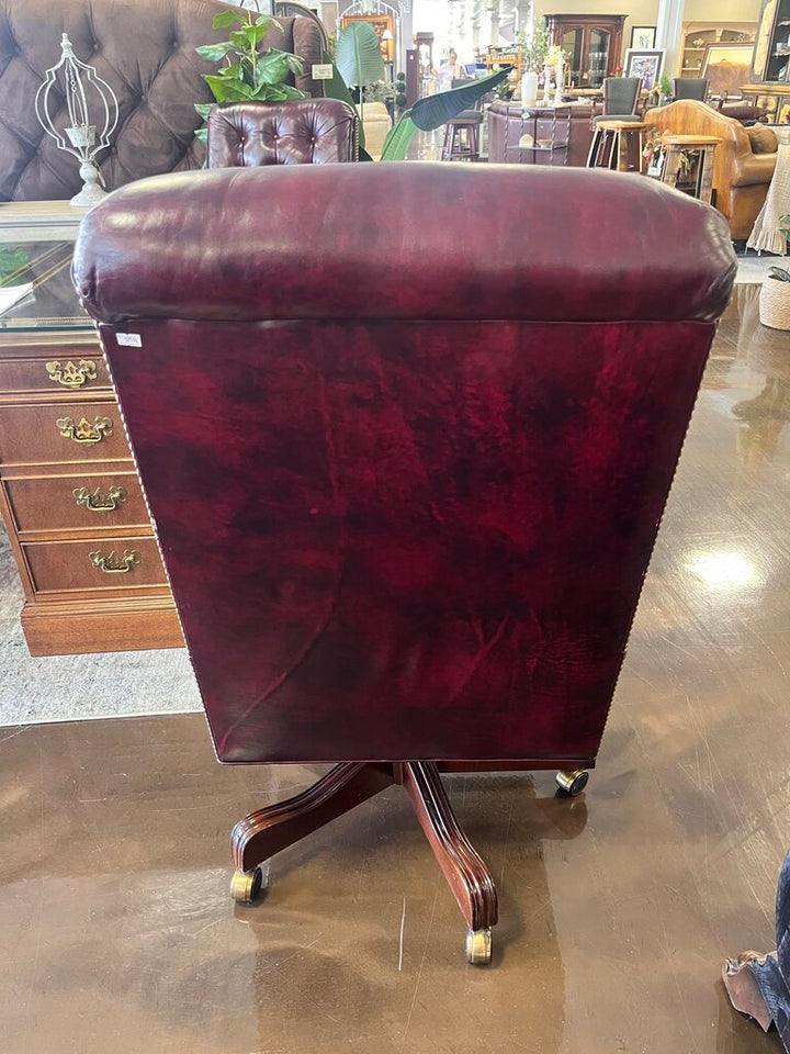 Button Tufted Executive Chair