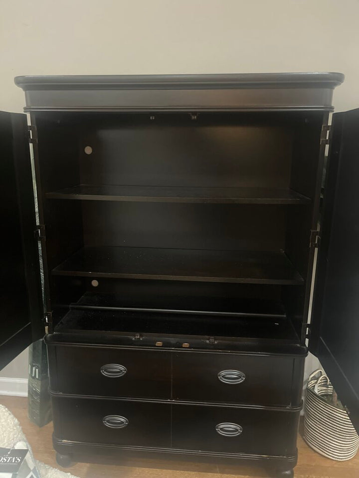 Armoire