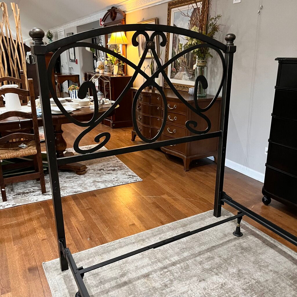 Orig Price $600 - Full Metal Bed