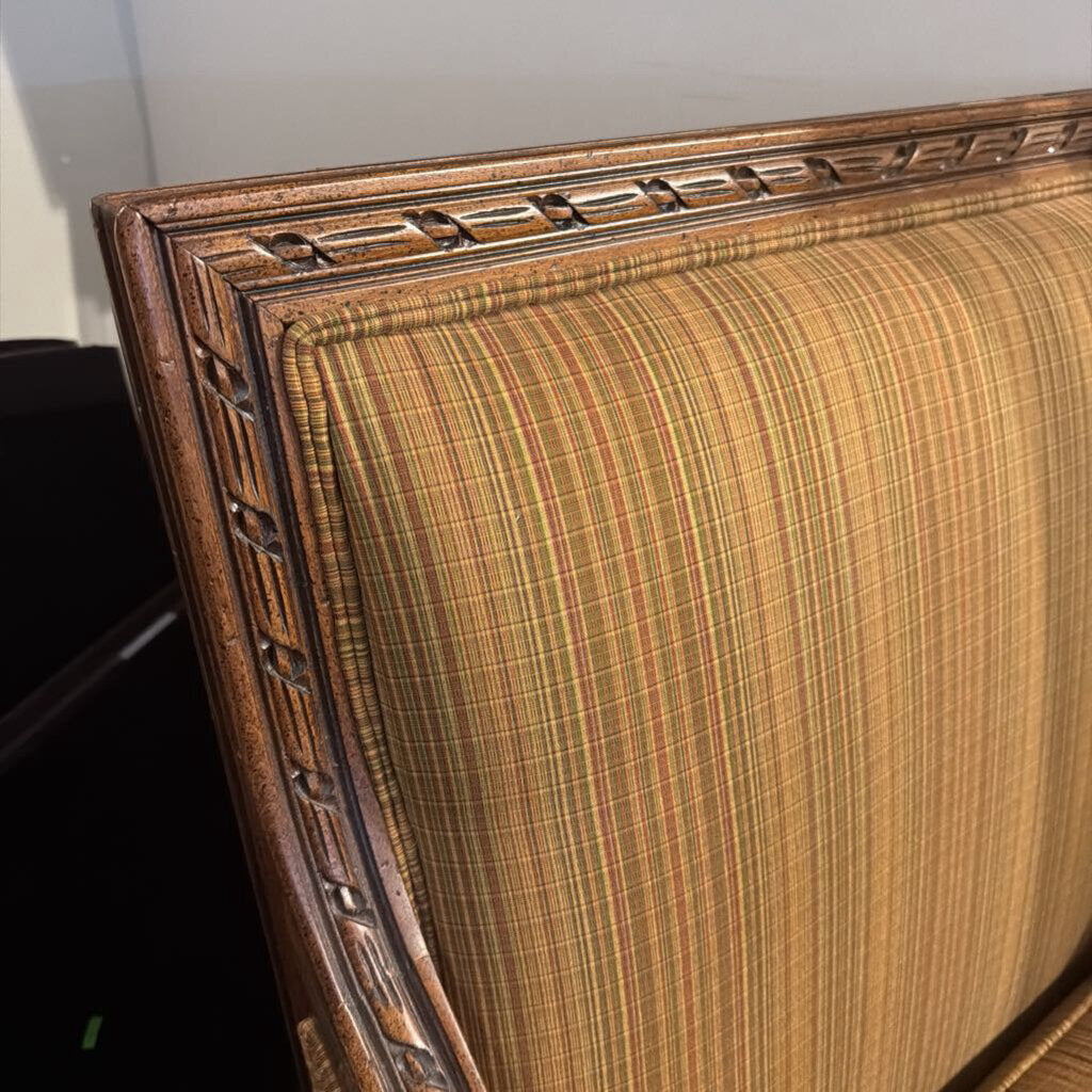 Classic Heritage Accent Chair