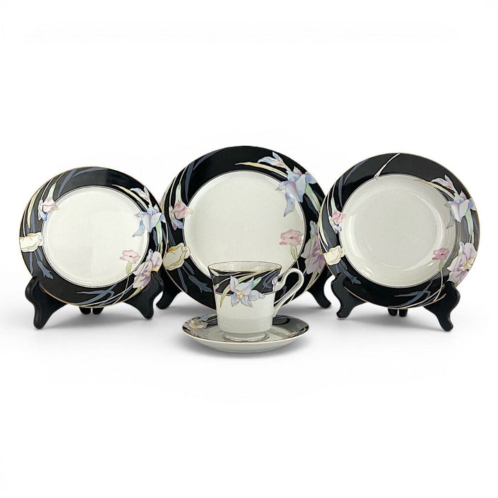 5 Piece Place Settings Service for 18 - Charisma Black