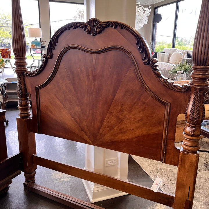 Orig Price $1475 - Queen Four Poster Bed