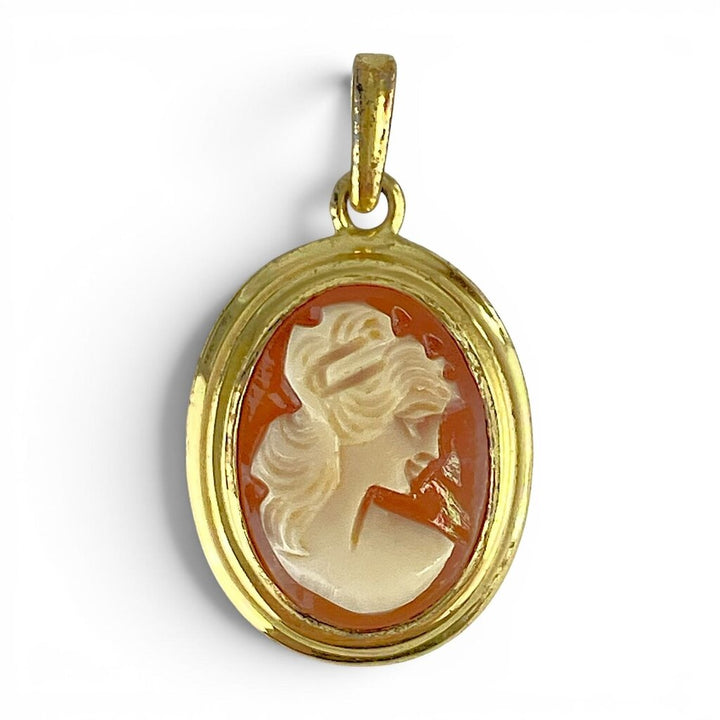 Vintage Porcelain 19K Gold Cameo Pendant