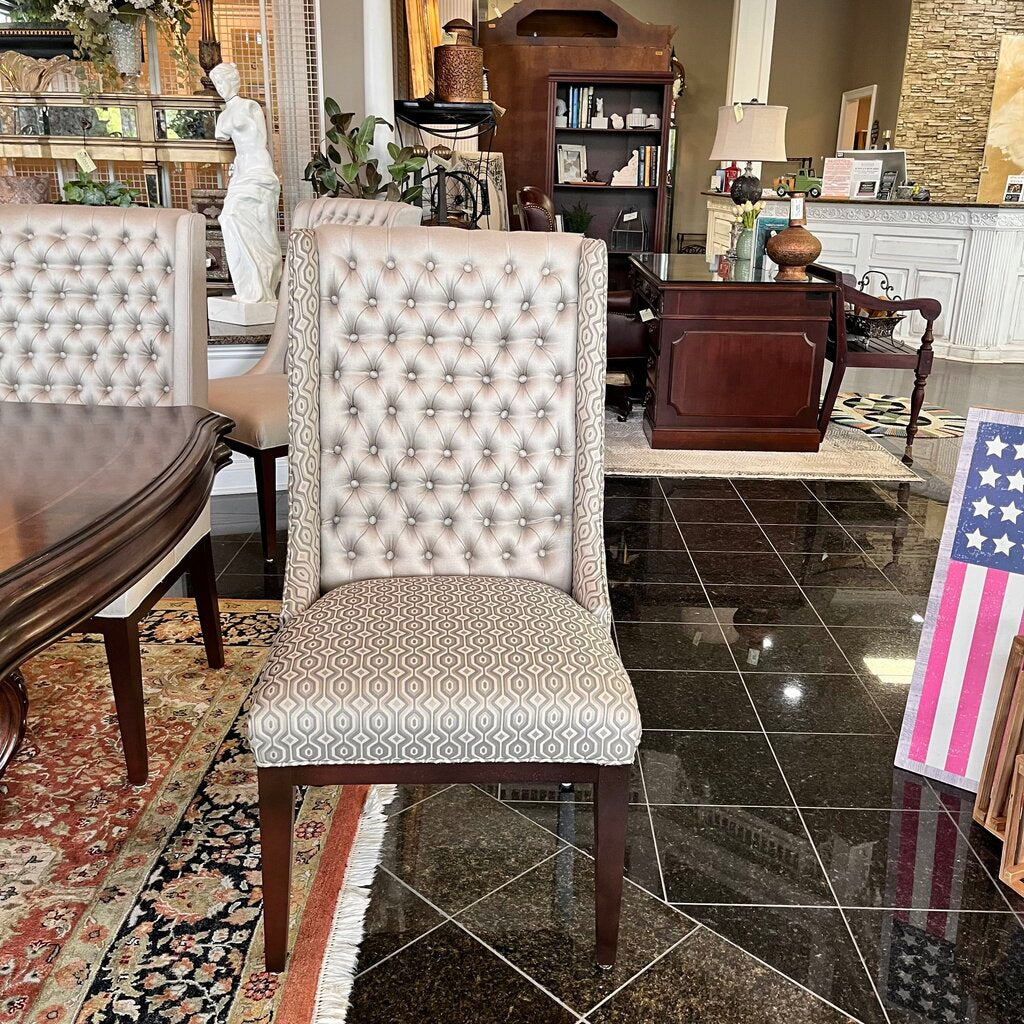 Orig Price $10000 - Dining Table w/ 12 Chairs & 2 Leaves