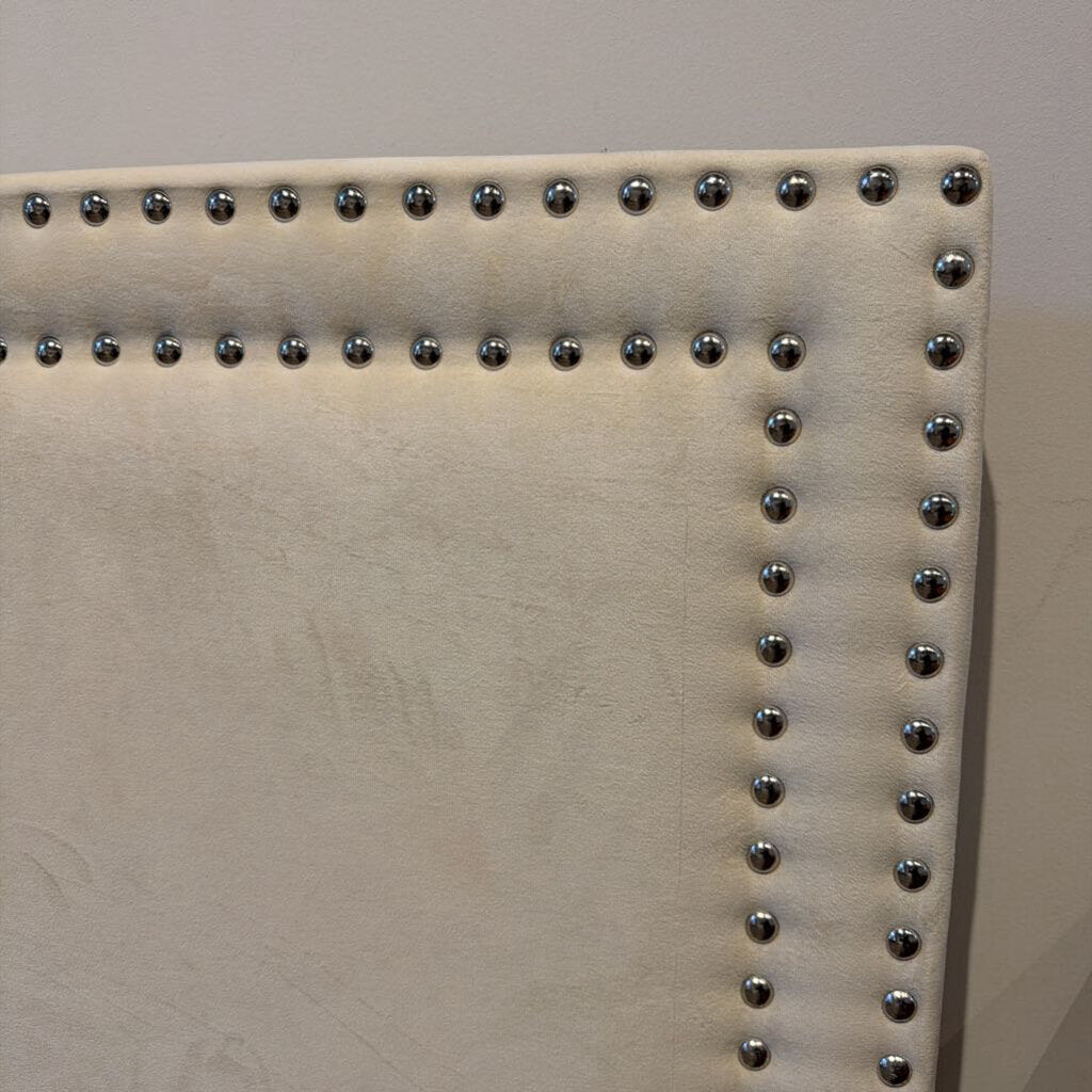 Upholstered Bed