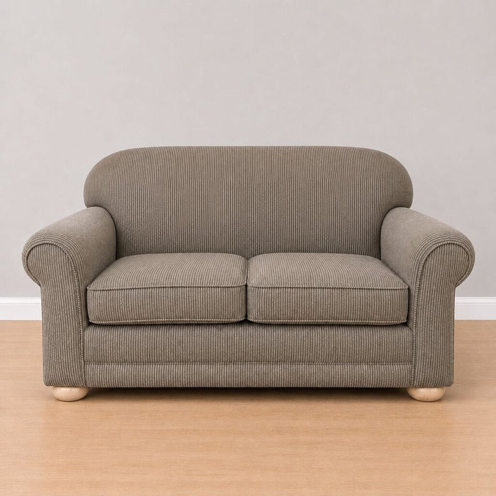 Stratford Roll Arm Loveseat with 3 Accent Pillows