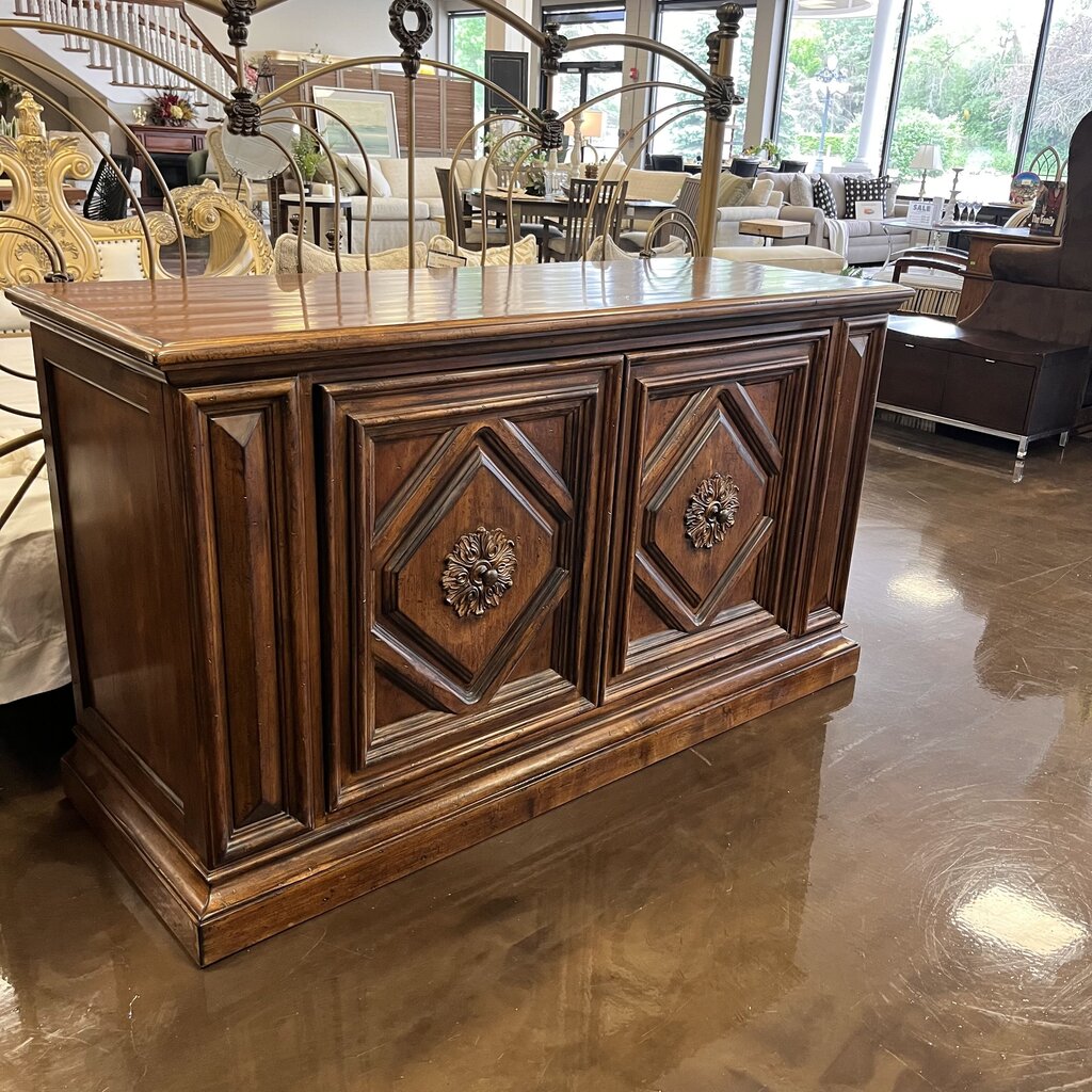 Orig Price $2000 - Media Cabinet