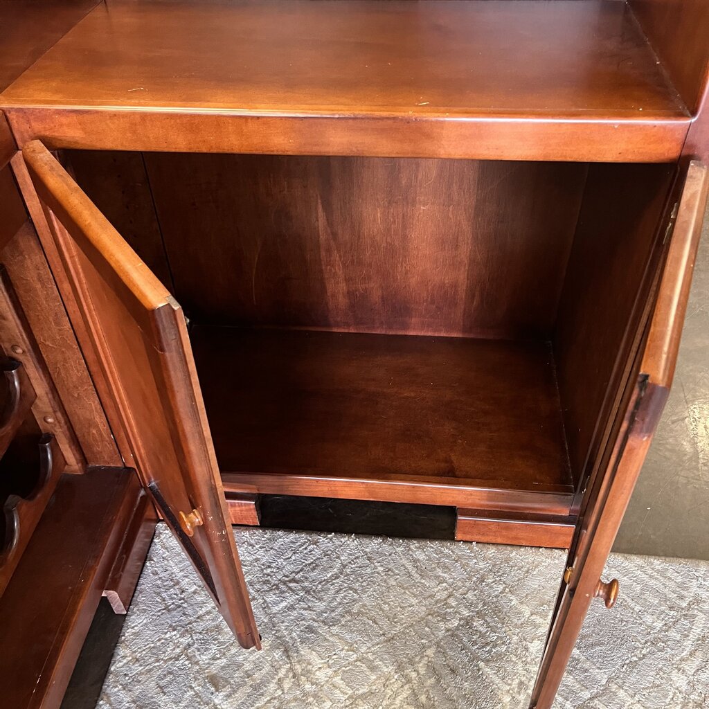 Orig Price $10000 - 3 Piece Bar w/ 4 Stools