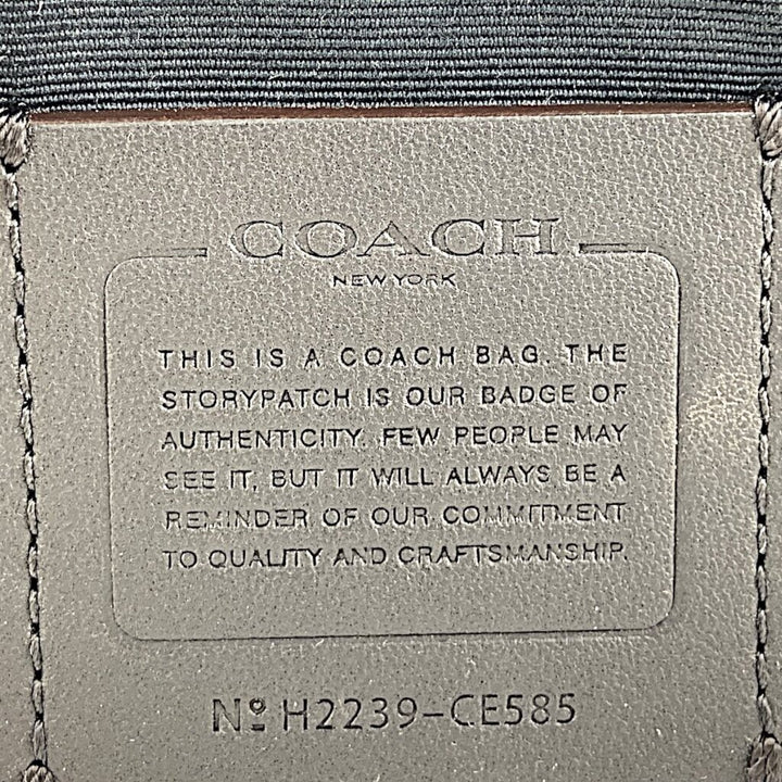 Pebble Leather Handbag - Clara