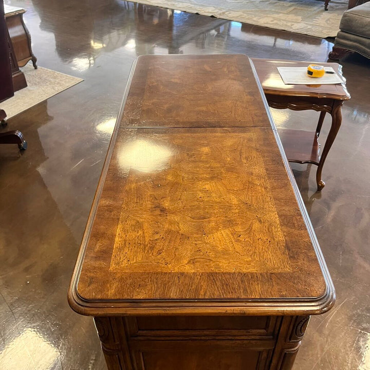 Buffet w/ Extender