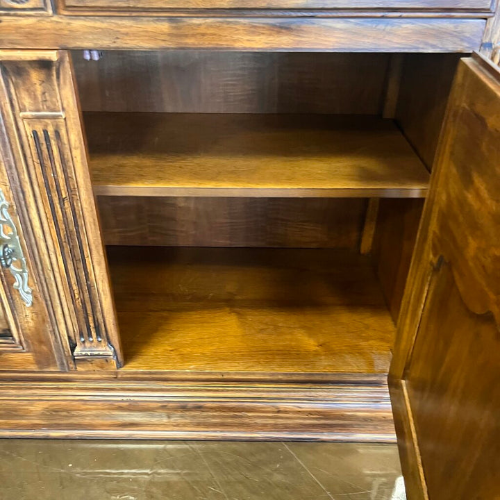 Buffet w/ Extender