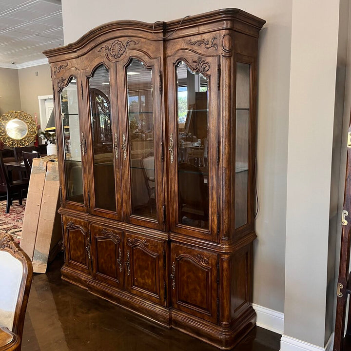 China Cabinet w/ Lights