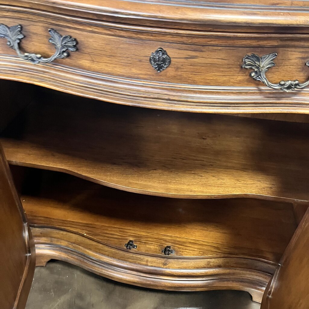 Large China Cabinet w/ Lights