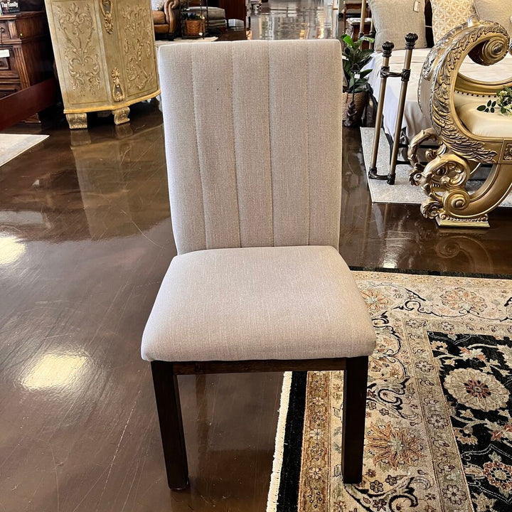 Orig Price $1972 - Dining Table w/ 8 Chairs