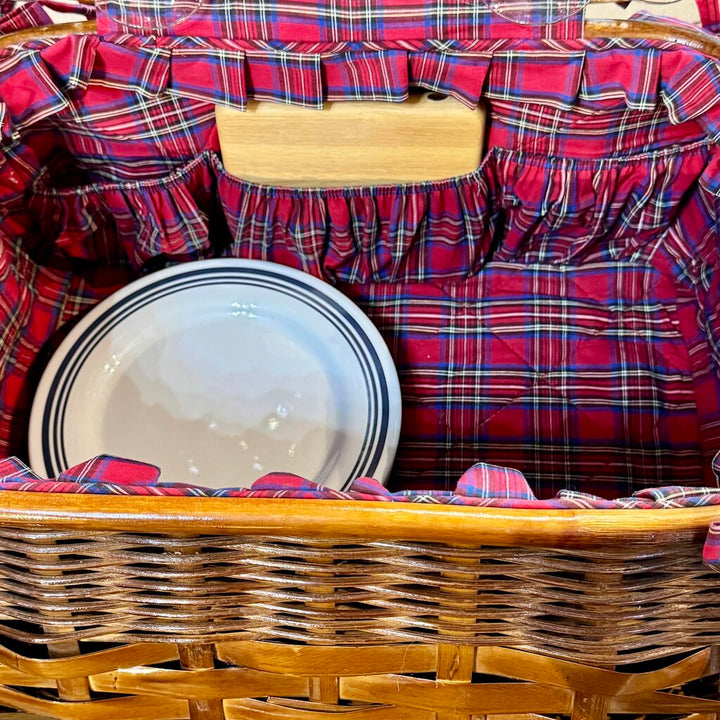 Wicker Picnic Basket with Servingware