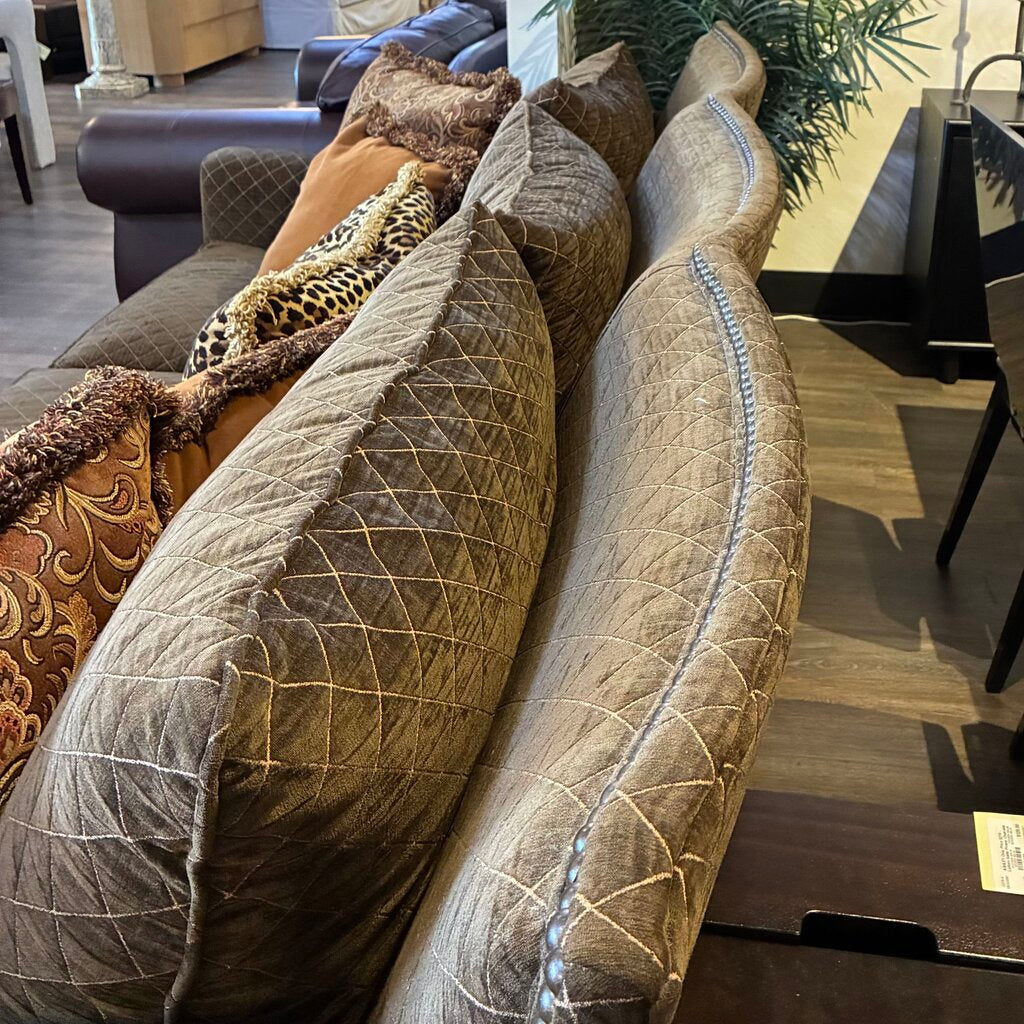 Orig. Price $3,000 - Aven Sofa w/ 5 Accent Pillows