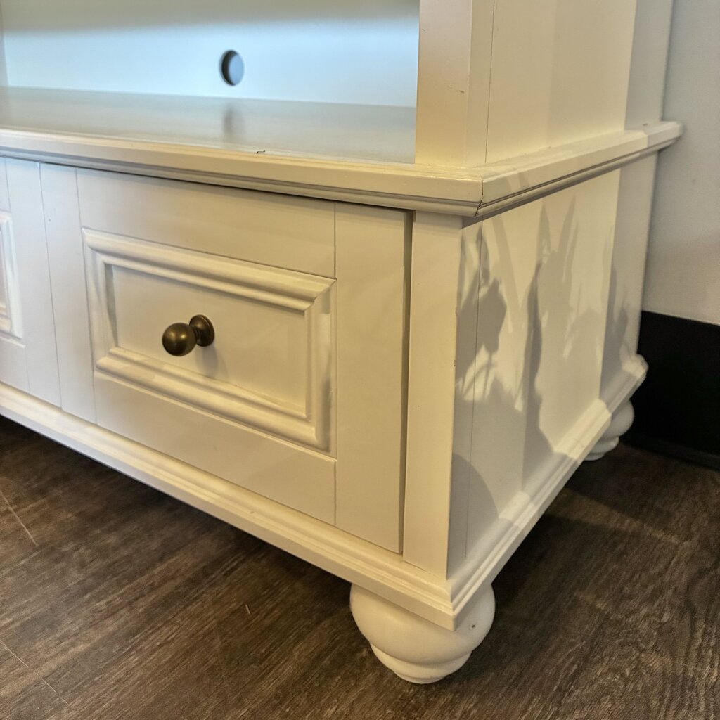 Chelsea Media Console