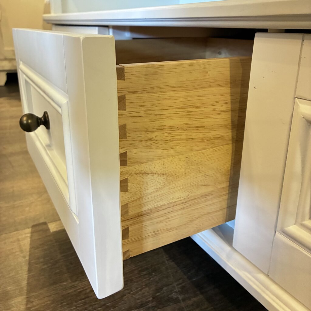 Chelsea Media Console