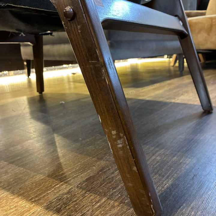 Derick II Accent Chair