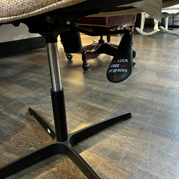 Upholstered Swivel Desk Chair w/ Adjustable Height