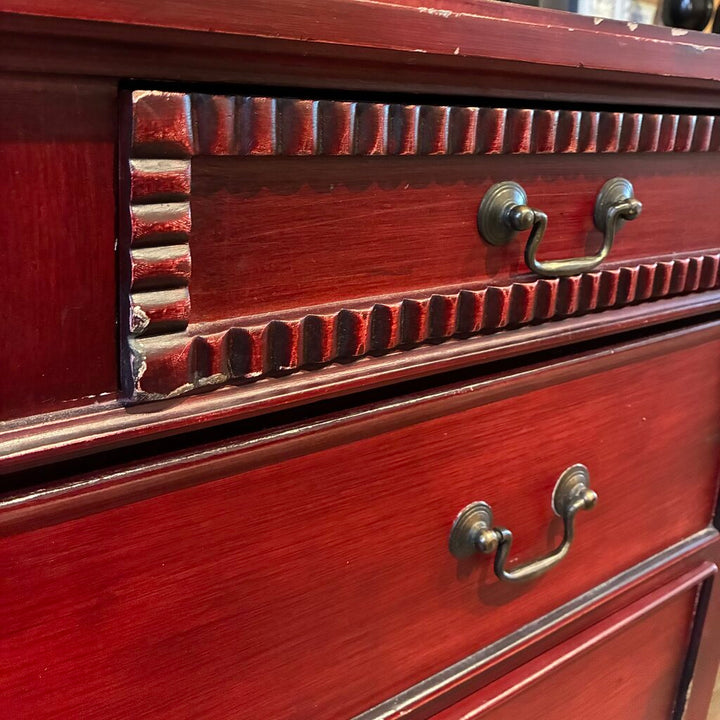 Antique Style 5 Drawer Dresser