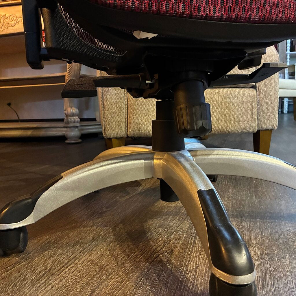 Hyken Ergonomic Swivel Desk Chair