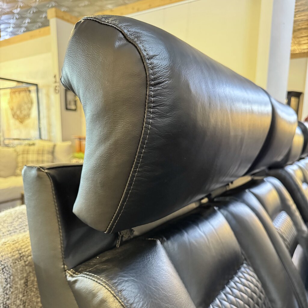 Orig. Price $7600 - Flex HR 3 Piece Theater Seating