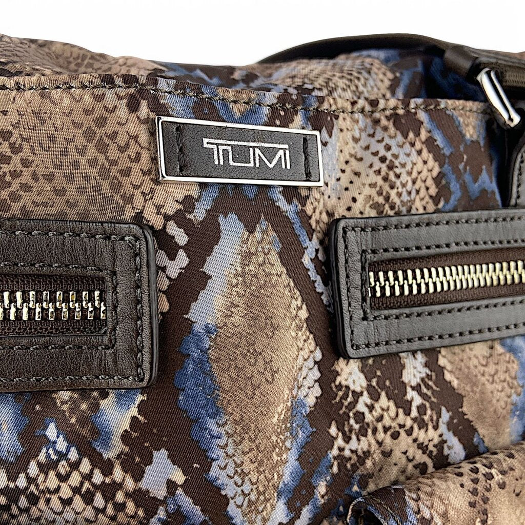 Nylon Snakeskin Print Weekend