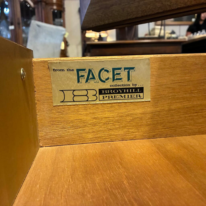 MCM Facet Dresser