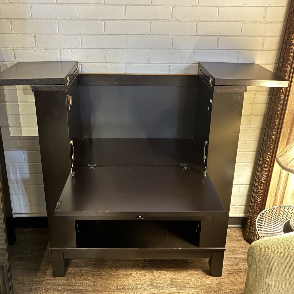Compact Console-to-Bar