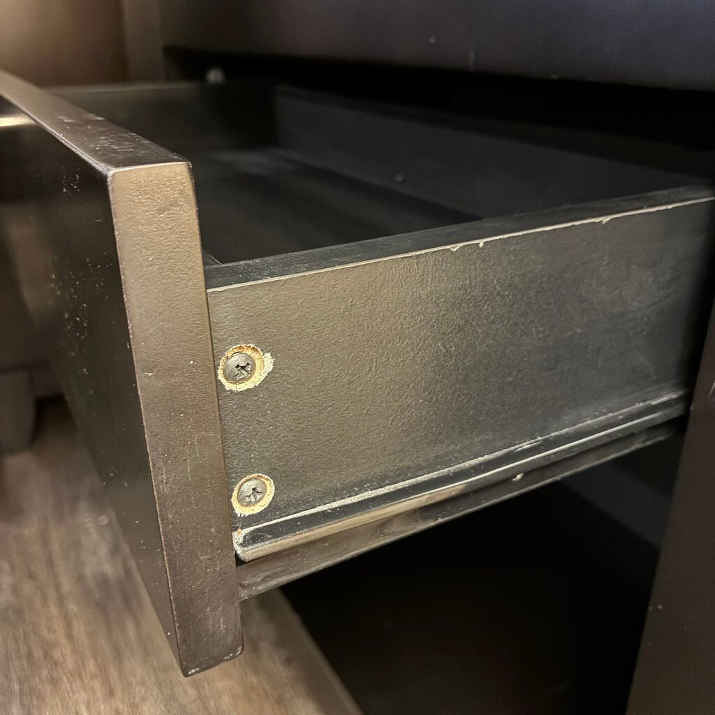 Compact Console-to-Bar
